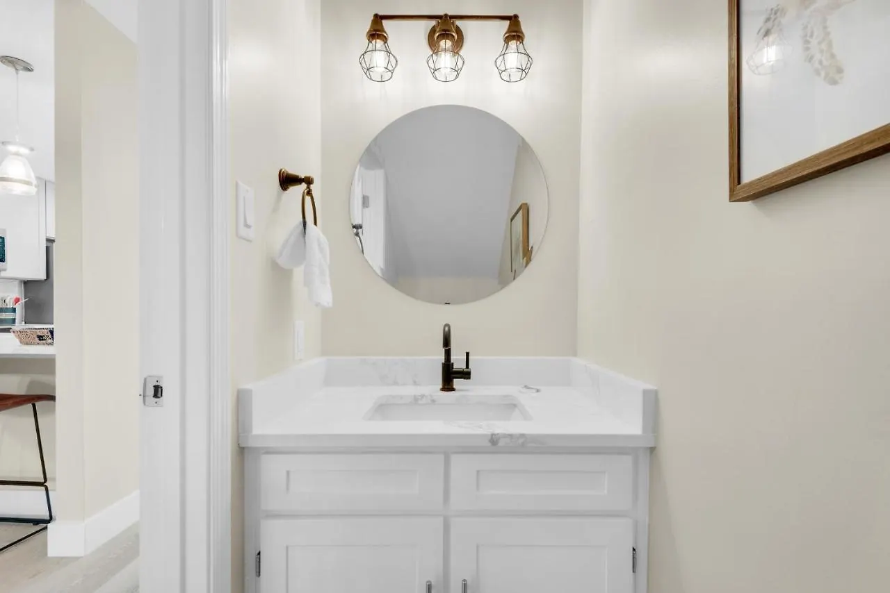 Apartment Sandprints E10 Destin
